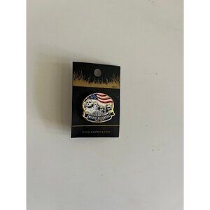 Mount Rushmore Pin NEW Vintage